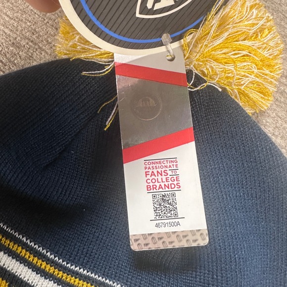 Top of the World West Virginia Mountaineers WVU Knit Beanie Hat Pom Yellow Navy - Picture 6 of 11